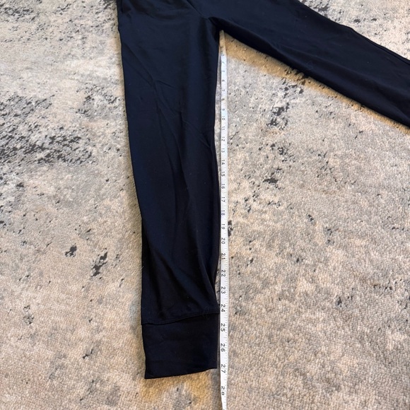 PINK Victoria’s Secret Black High Waisted Jogger Pants Size XS - Picture 16 of 16